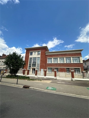 t2 à la location -   10000  TROYES, surface 51 m2 location t2 - UBI479585036